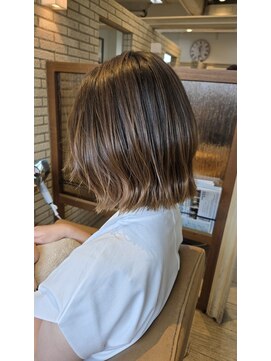 ハピネスフィール 宇治店(Happiness FEEL) 【suika】ボブ/トリートメント/韓国/縮毛矯正/髪質改善