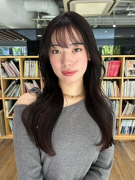 ケーツー心斎橋 クイーンズガーデン バイ ケーツー(K two QUEEN'S GARDEN by K two) レイヤーカット*ロングヘア*髪質改善トリートメント*顔周り