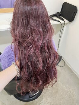 オオムラ(Oomura)の写真/本物で本気の髪質改善を使用する為、色もち艶手触りの違いが一回目でも実感できます!