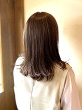バルバル ヘアデザイン(balbal hairdesign) 【白髪ぼかし】根本の白髪を馴染ませる、光に透ける大人アッシュ