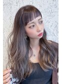 ぱっつん前髪ロング