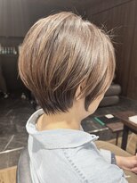 ハピネス クローバー 八木店(Happiness CLOVER) くびれショート 白髪ぼかし 脱白髪染め 大和八木