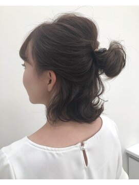 グリッター(Gritter) ショートハーフアップアレンジ