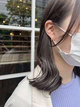 ロミバイリー(Romi by Lyee) イヤリングカラー