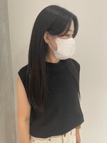 ヨーク(YOKE)&nbsp;【 YOKE 】ストレート顔まわりレイヤー暗髪艶髪小顔