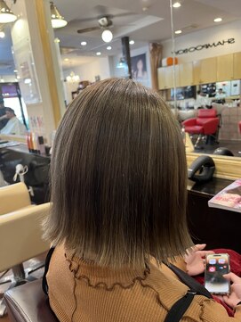 シャンプーボーイアネックス(SHAMPOO BOY Annex) 切りっぱなしボブ