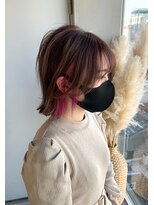 イロ(iro)&nbsp;ピオニーピンクイヤリングカラー切りっぱなし外ハネボブ