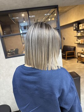 サニー 渋谷(SUNNY) バレイヤージュ、ハイライト、レイヤーロング、グレーベージュ