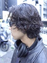 ビュートリアム265(BEAUTRIUM 265)&nbsp;サーフカール メンズヘア 緩めスパイラルパーマ メンズパーマ