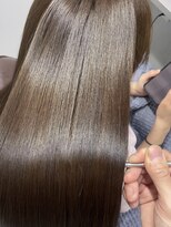ライア 下北沢(laia)&nbsp;サラ艶ロングヘア【髪質改善 下北沢 トリートメント】
