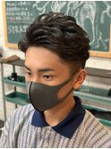 横浜西口メンズ刈り上げスパイキーショートニュアンスパーマ