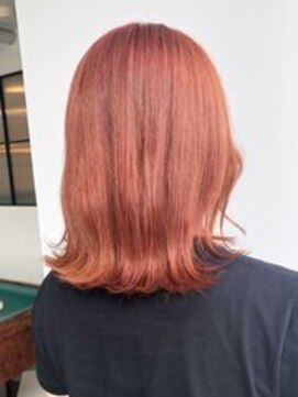 ゲーム バイ アランスミシー 横浜(GAME by Alan Smithee) ピンクベージュ/ダブルカラー/シンプルストレート/髪質改善/原宿