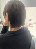 ミニボブ　ケアブリーチ　透明感グレージュ　大人ブリーチ