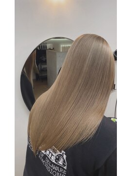 ヴァイオレット(VIOLET) 20代 ミルクティーベージュ