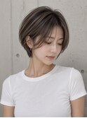 イメチェンホワイトブロンド外ハネボブ美髪ワイドバング