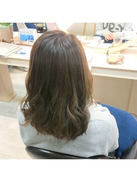 クレア(CREA) 外国人風ナチュグラデーション