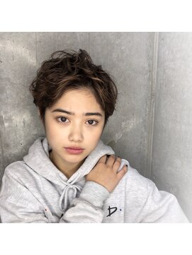 アポロ 横浜駅店(apollo) 【インスタで人気】ハンサムショート