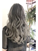 フォーク(FOLK)&nbsp;恵比寿×YAMATO プラチナバレイヤージュ_外国人風