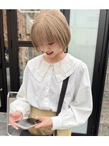 まろんベージュ