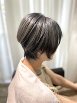 ツムグ 代官山店(TUMUGU)&nbsp;★地毛風カラーダークアッシュナチュラルショートボブこなれヘア