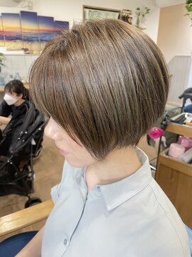 サクラビ(sakurabi) 丸みショートボブ