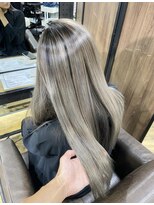 アルカナ 明治神宮前原宿(ARCANA)&nbsp;バレイヤージュ、ハイライト、デザインカラー