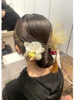 ネオリーブアイム 横浜西口店(Neolive aim)&nbsp;卒業式ヘアアレンジ　金箔　タイトアレンジ