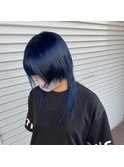個性派アクアネイビーブルーカラー