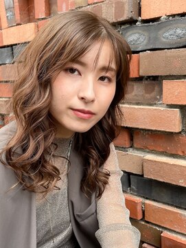 ヴィアンカ(Vianca) 大人セミディ×ランダムウェーブ