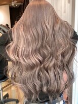 リード バイ ラグーン(LEAD by LAGOON)&nbsp;ホワイトミルクティーベージュケアブリーチインナーイヤリング