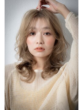 カバーヘア イヴ 戸頭店(COVER HAIR EVE) ハイトーンカラー大人可愛い韓国風巻き毛先パーマw戸頭20代30代