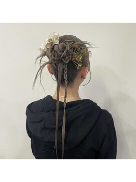 ヴィオラカラー(VIOLLA COLOR) 成人式アレンジ