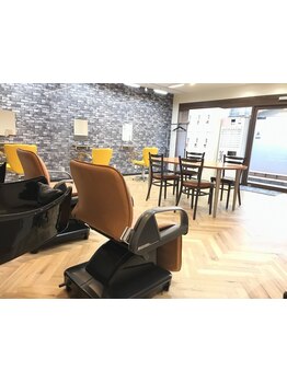 【長津田駅徒歩4分】全員クーポン多数ご用意◎気になる白髪もリーズナブルな価格で定期メンテナンス♪