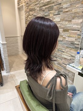 コム(com by neolive) ハッシュカット×暖色カラー