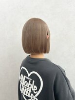 クム 横浜(qumu) 【qumu 横浜】 ぱっつんボブ×ミルクティーベージュ