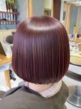 Q：イルミナカラーは白髪も染まりますか？