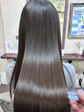 ベレッタ 枚方店(veretta.) 朝のお手入れに5分短縮感動ストレート