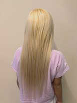 ニーナ ビューティーサロン(NINA Beauty Salon) ホワイトヘアーでプルロング#ダイヤモンドヘア＃100本#札幌