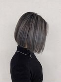 ハイライト×切りっぱなしボブ
