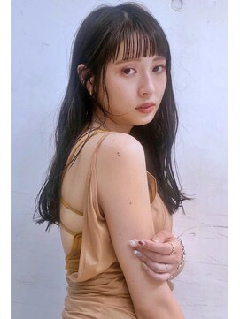 バロンフェム(baLon.fem) 思わず触りたくなるニュアンスラフウェーブ/ Stylist 本田愛