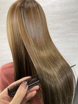 アリイ(ali'i)&nbsp;大人かわいい×ハイライトカラー×ケアブリーチ