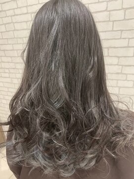 アース 二俣川店(HAIR&MAKE EARTH) 透け感グレー