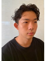ブルーモスク トウキョウ(TOKYO) スーツ短髪ツーブロック束感モテる黒髪シークレットパーマ流行