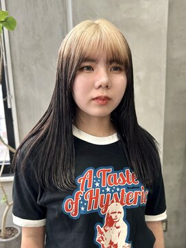 テトヘアー(teto hair) ルーツカラー　おしゃれブラウン　ミディアムレイヤースタイル