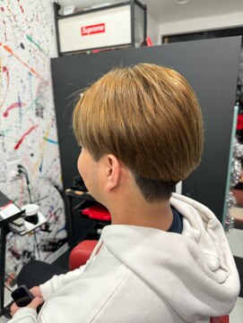 ヘアーズアーク(Hair's ARK) メンズカット/ブリーチ/ベージュ/オンカラー