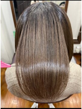 美容室 メザミー MESAMIES 髪質改善 暗髪ベージュ ツヤ髪ストレートロング 縮毛矯正