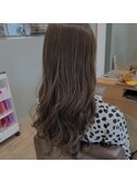 アッシュグレーカラー