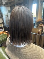 エミタス 三年坂(Emitas)&nbsp;切りっぱなしボブ