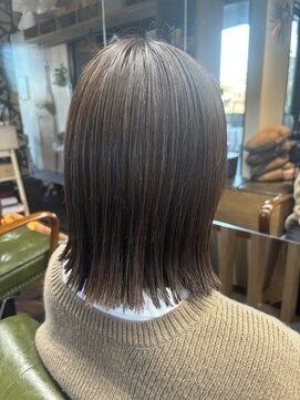 エミタス 三年坂(Emitas) 切りっぱなしボブ