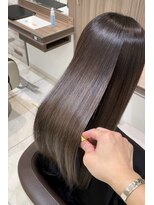 ロエ 元町店(Loe) 【美髪縮毛矯正】髪のひろがり、うねりが気になる方へ